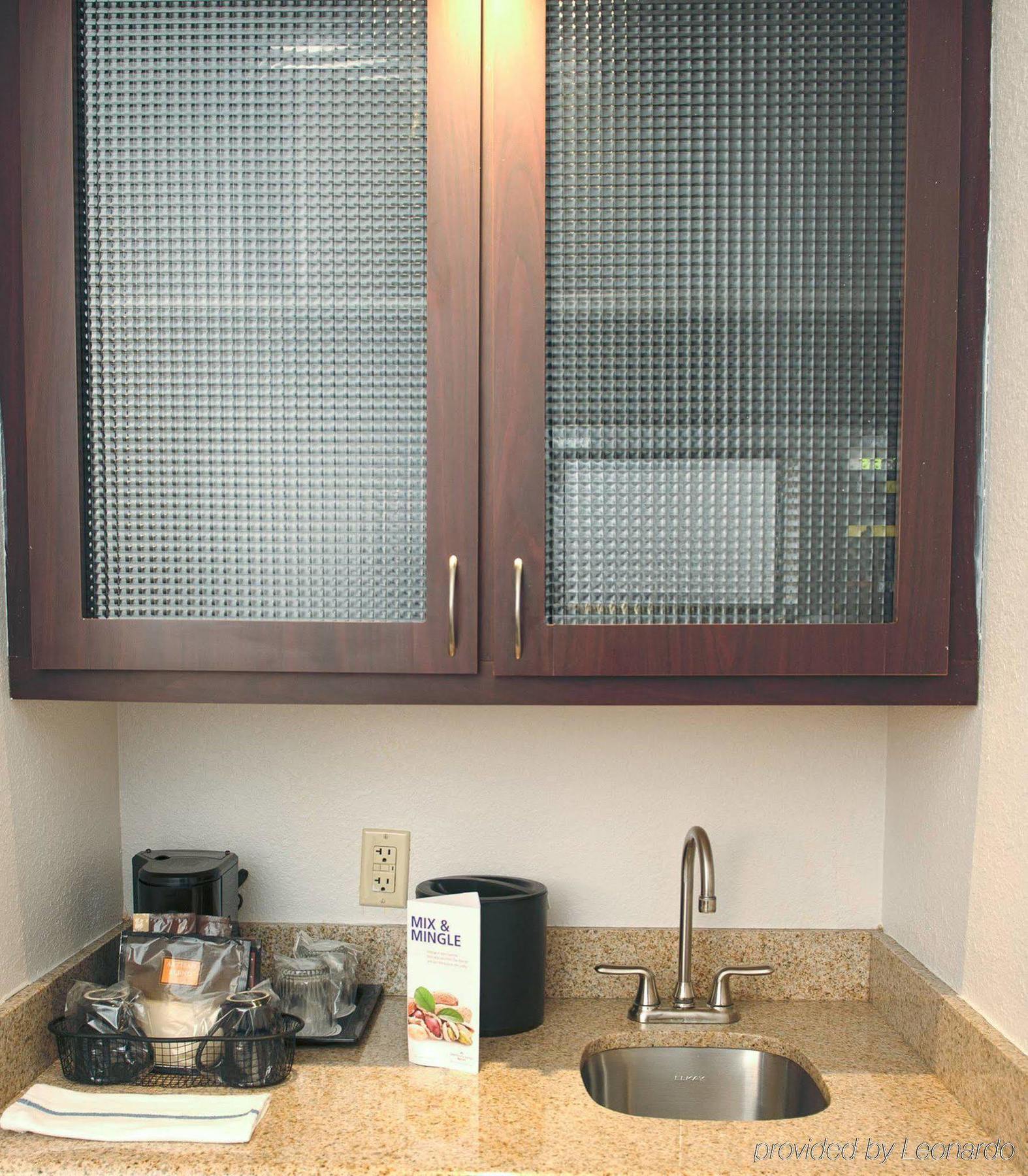 Springhill Suites Houston Pearland Eksteriør billede